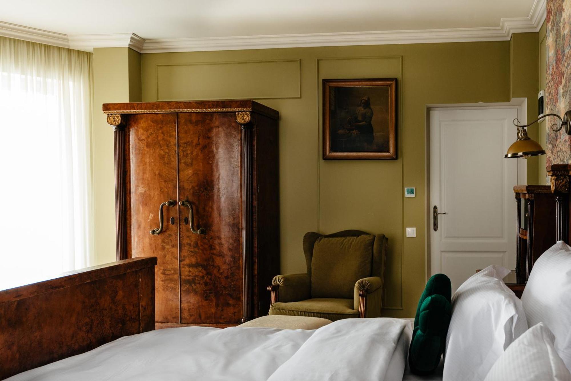 Ateneea Luxury Rooms Cluj Napoca Bagian luar foto
