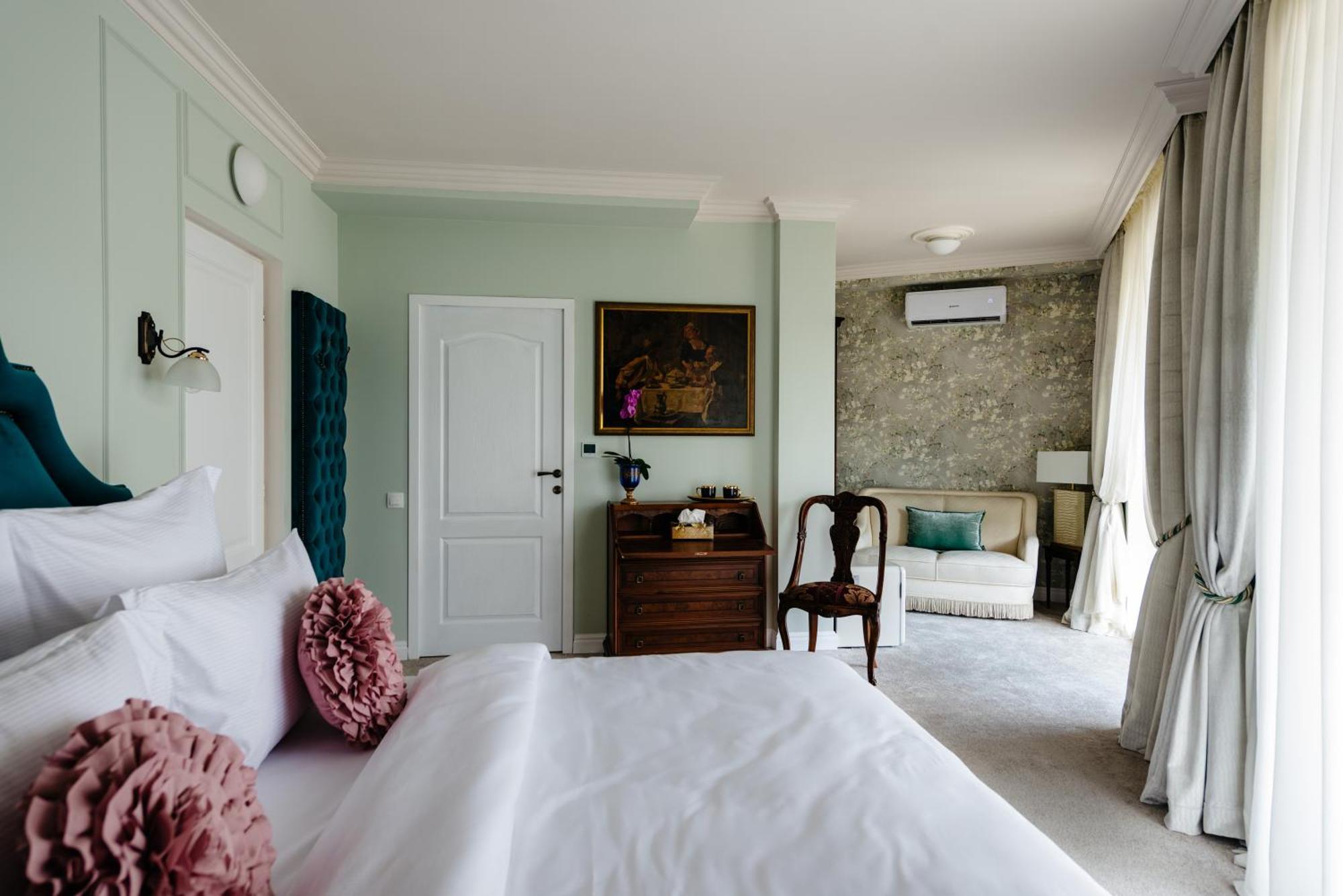 Ateneea Luxury Rooms Cluj Napoca Bagian luar foto