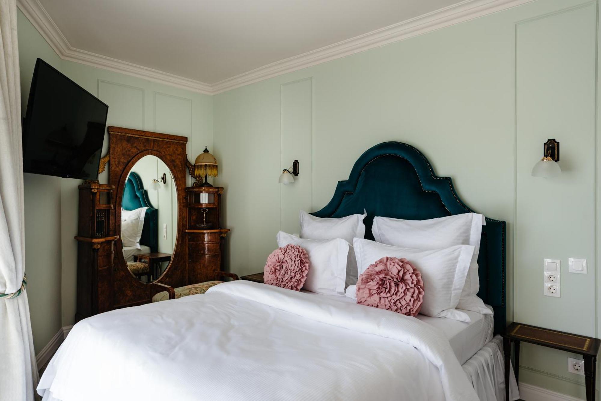 Ateneea Luxury Rooms Cluj Napoca Bagian luar foto