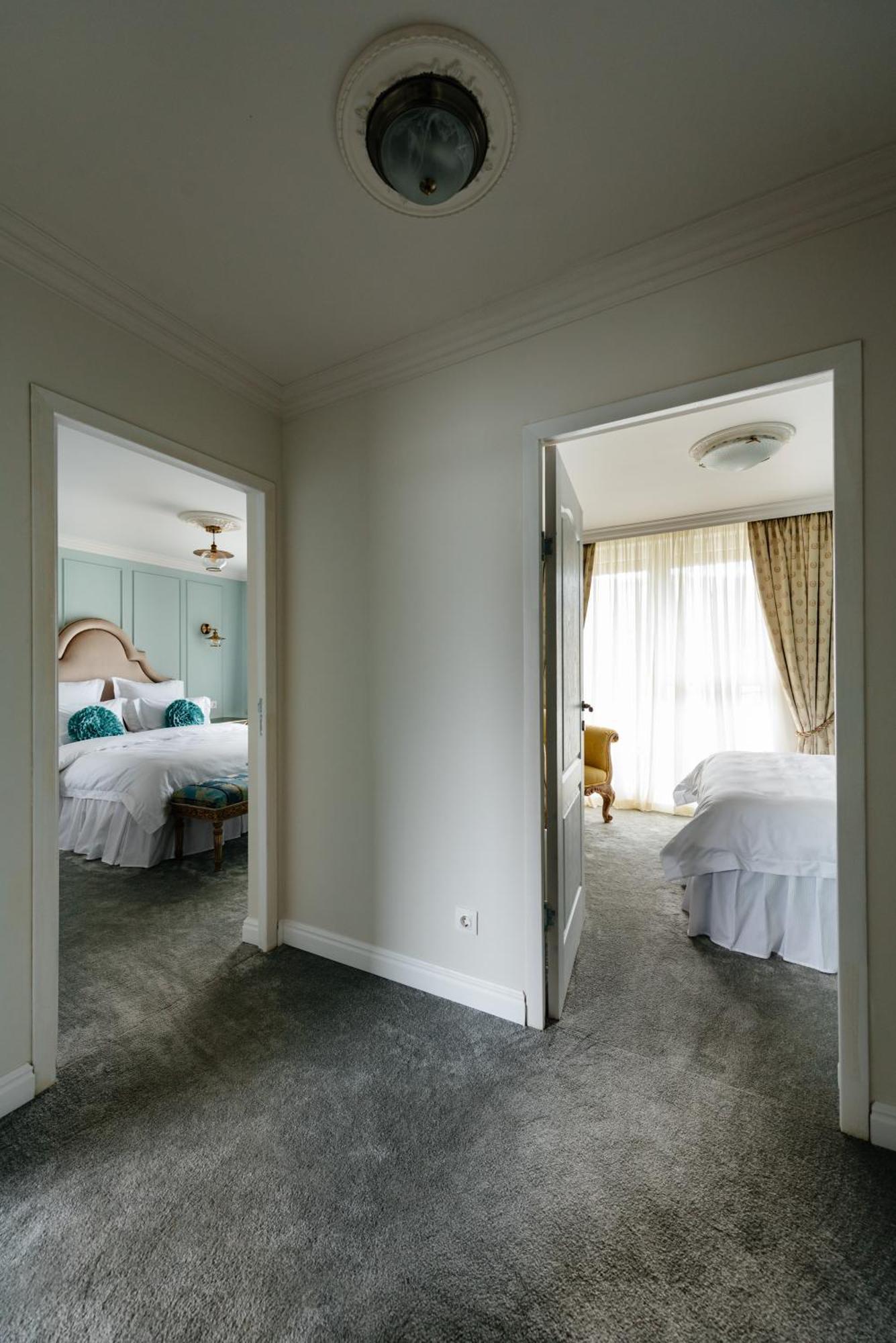 Ateneea Luxury Rooms Cluj Napoca Bagian luar foto