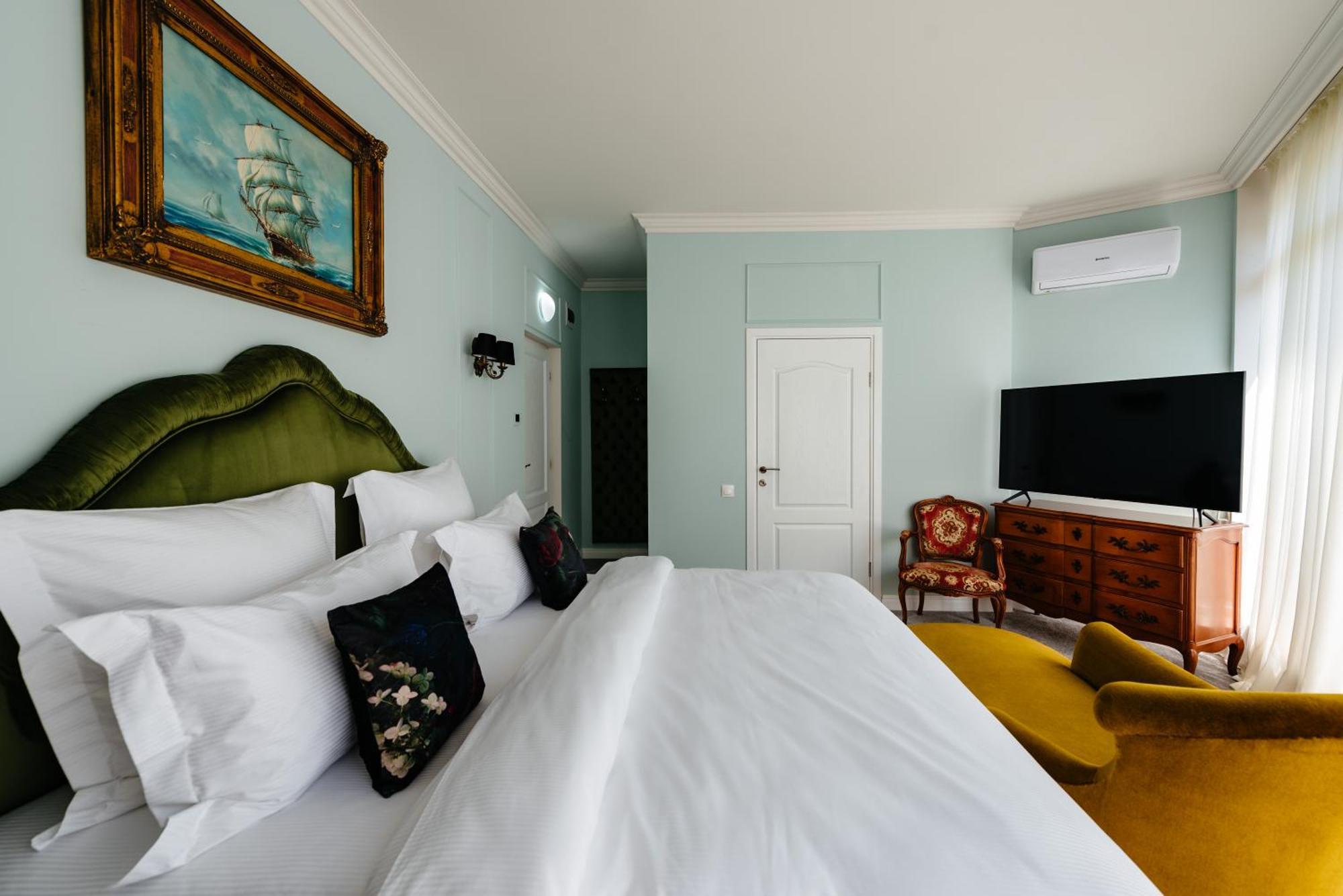 Ateneea Luxury Rooms Cluj Napoca Bagian luar foto