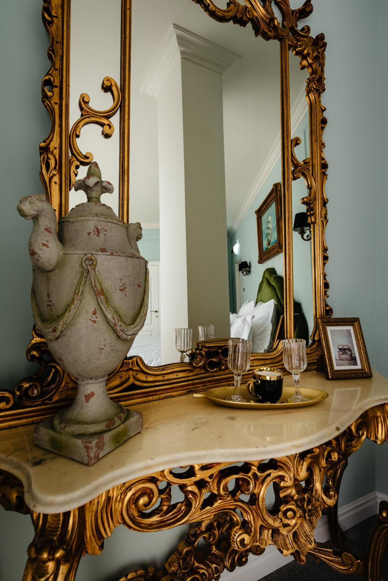 Ateneea Luxury Rooms Cluj Napoca Bagian luar foto